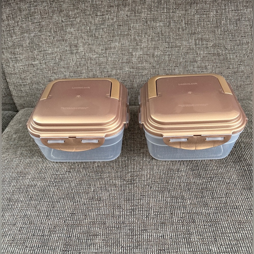 NEW IN BAG LocknLock 5 Cup Containers (Set of 2)